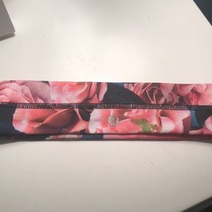 Lululemon headband